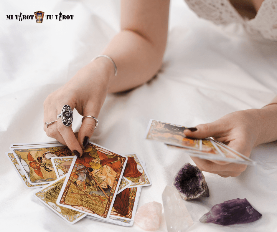imagen de tirada de cartas 